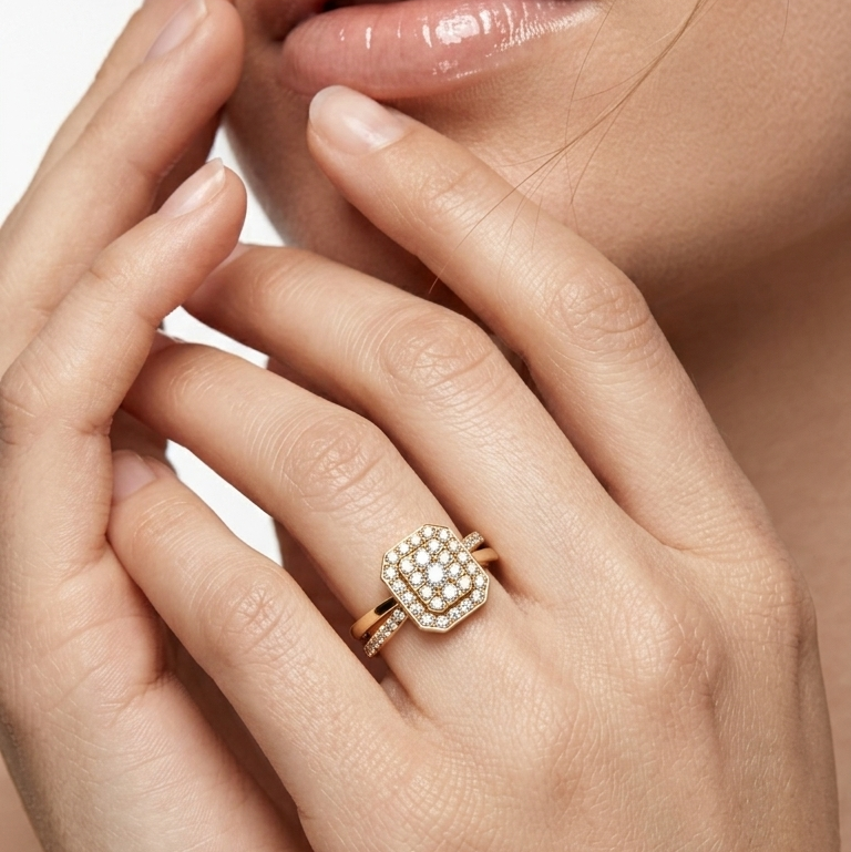 Round Lab Diamond Halo Cluster Split Shank Ring